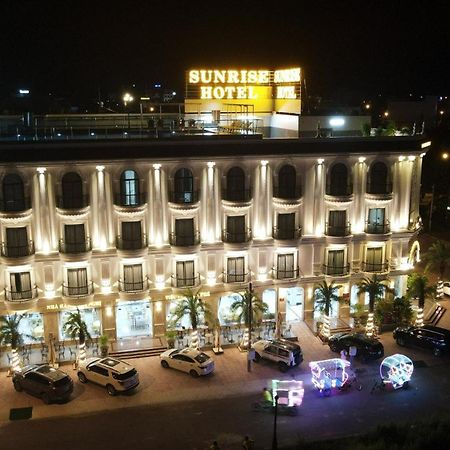 Sunrise Hotel ハティエン エクステリア 写真